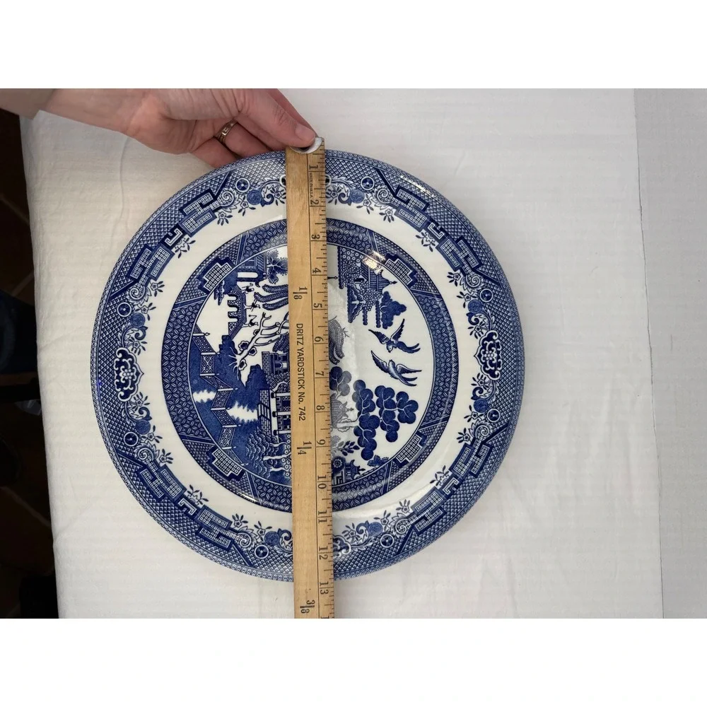 Churchill Blue Willow Round Platter 12.5